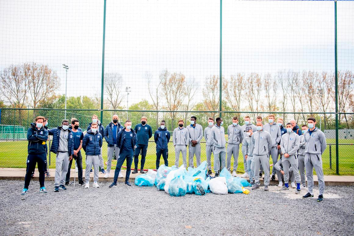 IN BEELD. Buffalo's ruimen samen zwerfvuil op: "In Gent ...