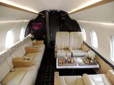Extreem korte vluchten in luxe privéjet: Greenpeace is ‘schaamteloze‘ miljonair spuugzat