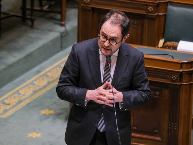 Minister Van Quickenborne: “Staatsveiligheid zal aandacht besteden aan in Frankrijk verboden islamitische organisatie”
