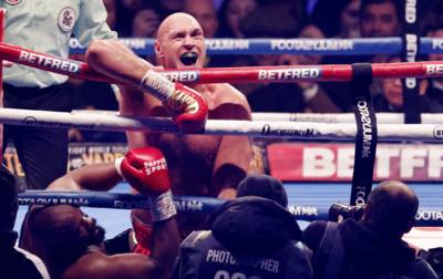 Britse pers hoopt na masterclass boksen van Tyson Fury op titanenduel, al gooit elleboog wat roet in het eten: “Operatie is nodig”