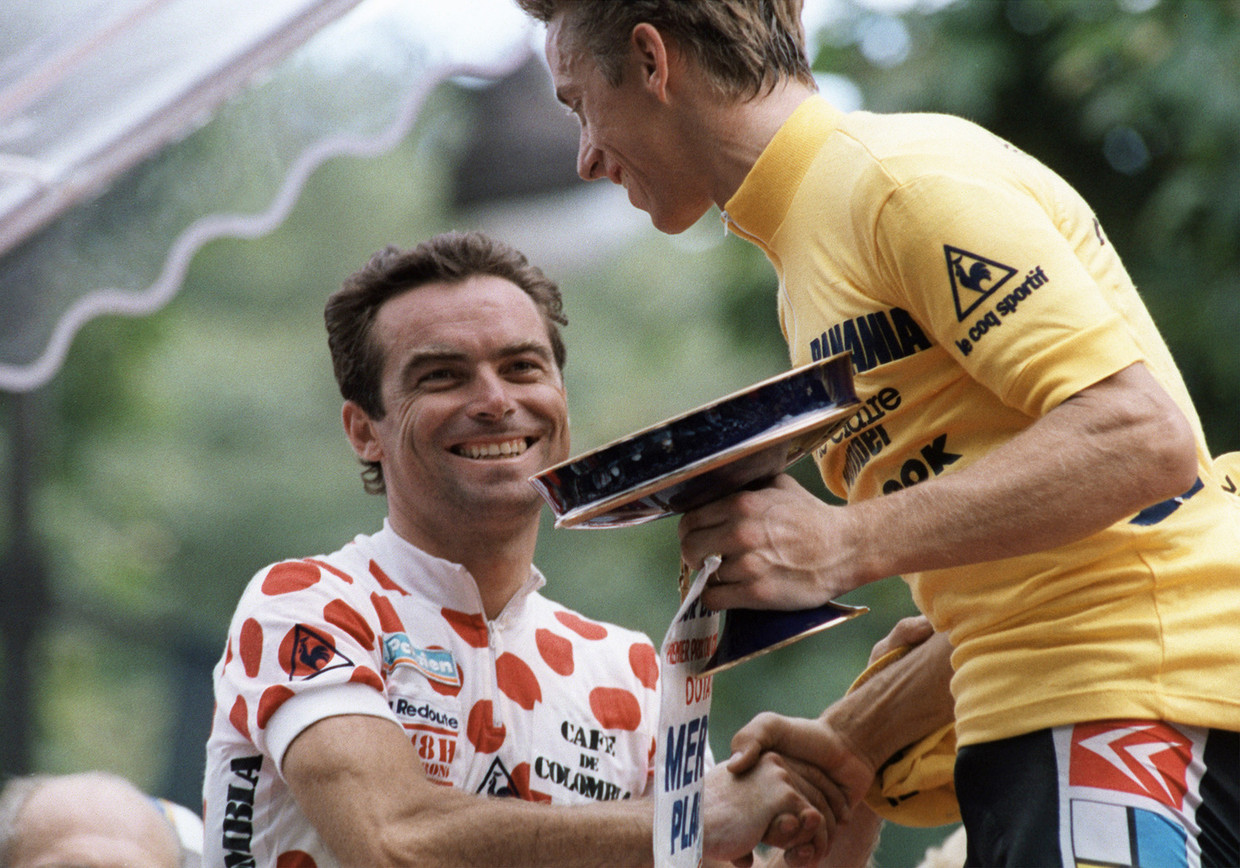Ook in het tijdperk van Hinault en LeMond had Radio Tour de France al dezelfde herkenningstune. Beeld AFP