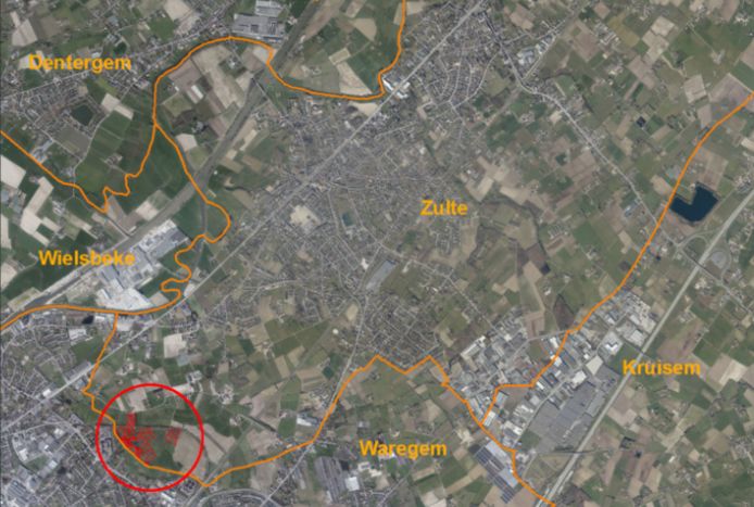 De natuurgebieden bevinden zich in een verre uithoek van Zulte, op de grens met Waregem.