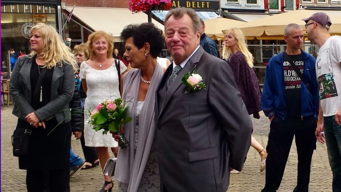 Jaap en Nettie op hun tweede trouwdag