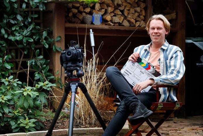 Jonathan kreeg het idee voor de film toen hij de Franse Barbara Pravi VoilÃƒÆ’Ã†â€™Ãƒâ€ Ã¢â‚¬â„¢ÃƒÆ’Ã¢â‚¬Å¡Ãƒâ€šÃ‚Â  zag en hoorde zingen op het Eurovisie Songfestival in Rotterdam.