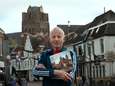 Wim (73) vindt de mooiste foto's in schoenendozen van ouderen (en schrijft er vervolgens een boek vol over)