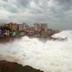 Supercycloon bereikt oosten van India; hoogste alarmfase