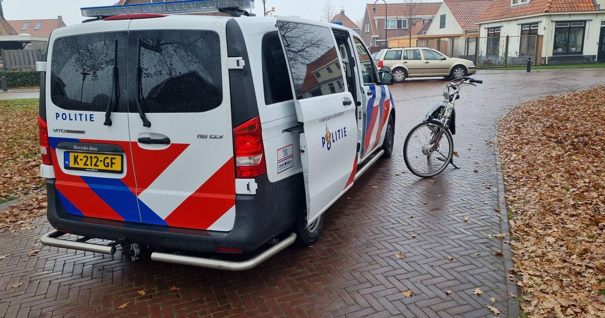 Fietser naar ziekenhuis na aanrijding in Borculo.