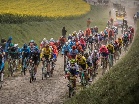 Heroïsch en uniek: Bij geen enkele andere wielerwedstrijd is het lijden zo goed in beeld