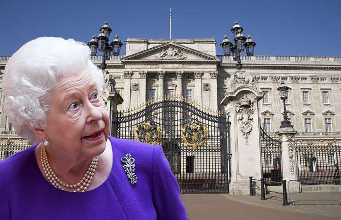 De Queen en Buckingham Palace