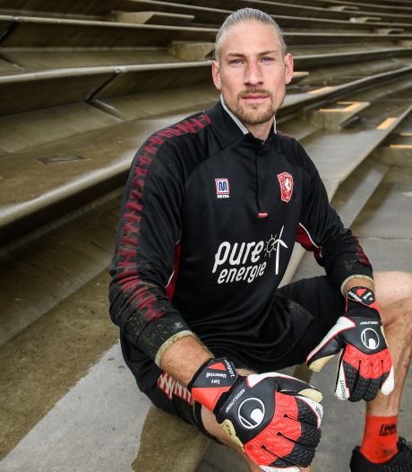 Lars Unnerstall gigant bij FC Twente: ‘Mijn vader was vroeger bang dat ik andere kinderen dood knuffelde’