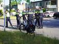 De politie voerde sporenonderzoek uit.