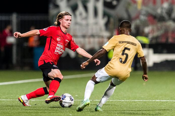 Arno Van Keilegom is niet helemaal okselfris. Het is de vraag of hij vrijdagavond kan spelen tegen Jong Ajax.