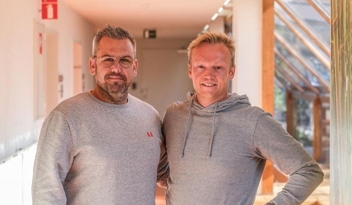 Tom Van Maerrem (links) en Lennart Verlinde, in het detentiehuis op Hoog Kortrijk