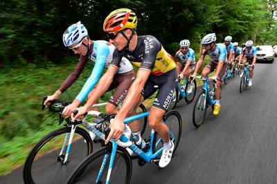 Bardet prijst ploeggenoot Naesen: Je hebt mijn leven gered