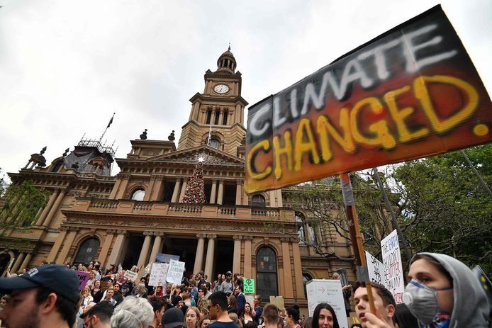 Klimaatdemonstranten eisen onmiddelijke actie van de premier in Sydney.