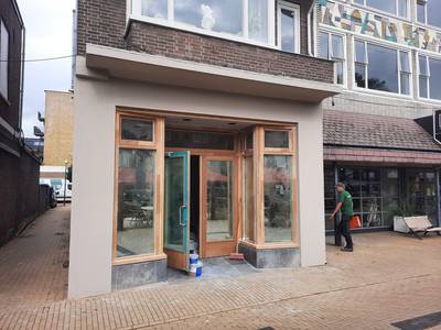 Apeldoornse binnenstad krijgt nieuwe lunch- en borrelplek: 'Van gasten een mooie avond bezorgen word