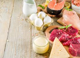 Carnivoor dieet: hoe (on)gezond is het écht?