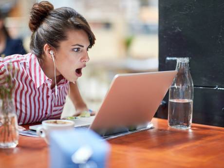 Julia boekte haar vakantie twee keer en dat kostte haar 2000 euro: ‘Het zweet brak me uit’