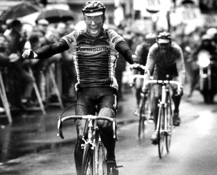 Teun van Vliet wint de Omloop Het Volk, foto Cor Vos ©1987