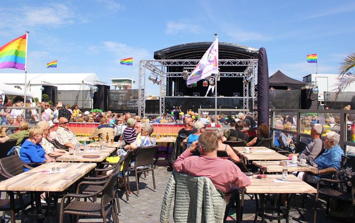 De eerste editie van het Regenboogfestival in Oostende was een groot succes.