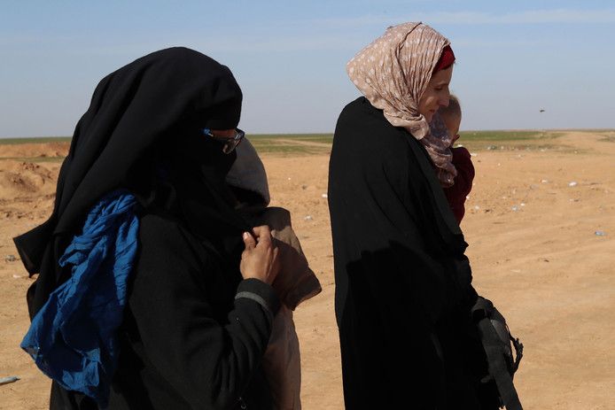 Europese jihadistes in Syrië. De vrouwen op de foto zijn niet de nu opgepakte vrouwen.