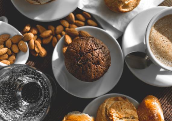 Voor de lekkere trek: maak zelf deze koffie-speculaasmuffins