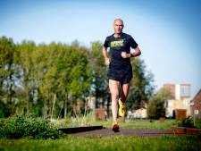 Oud-topatleet Greg van Hest doet mee aan Two Rivers Marathon in de Bommelerwaard;  ‘Ik vind het nog steeds leuk om te rennen’