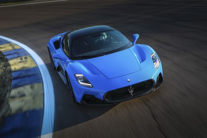 Maserati MC20