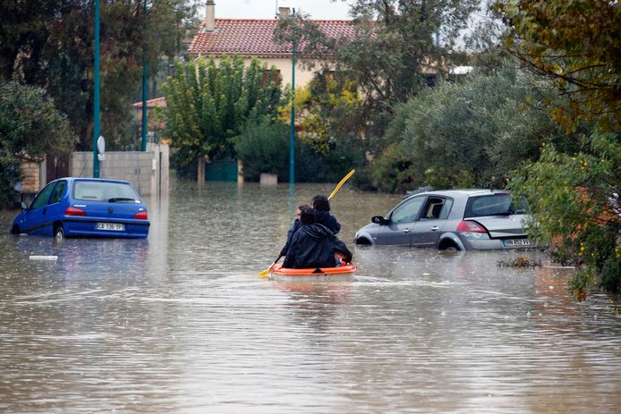 Zeker vier doden door noodweer in Zuid-Frankrijk | Buitenland | AD.nl