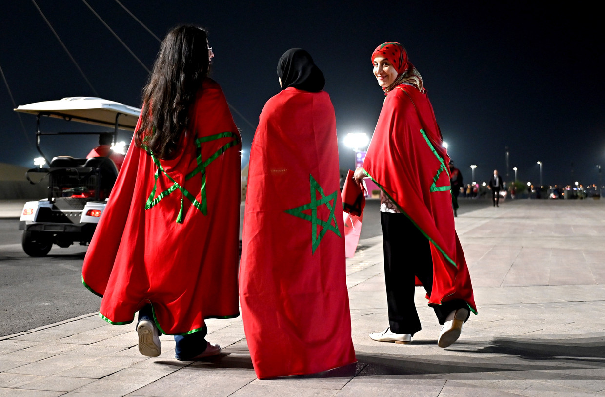 Fans van Marokko voor de halve finale tegen Frankrijk. Beeld ANP / EPA