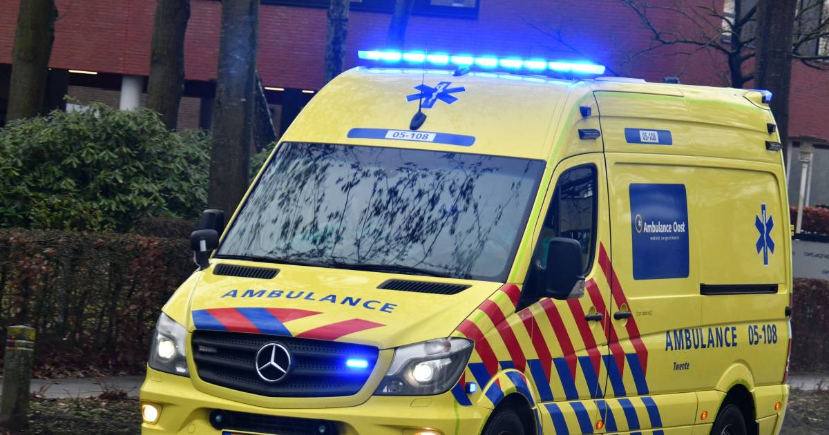Ravage na ongeluk in Huissen, fietser raakt zwaargewond.