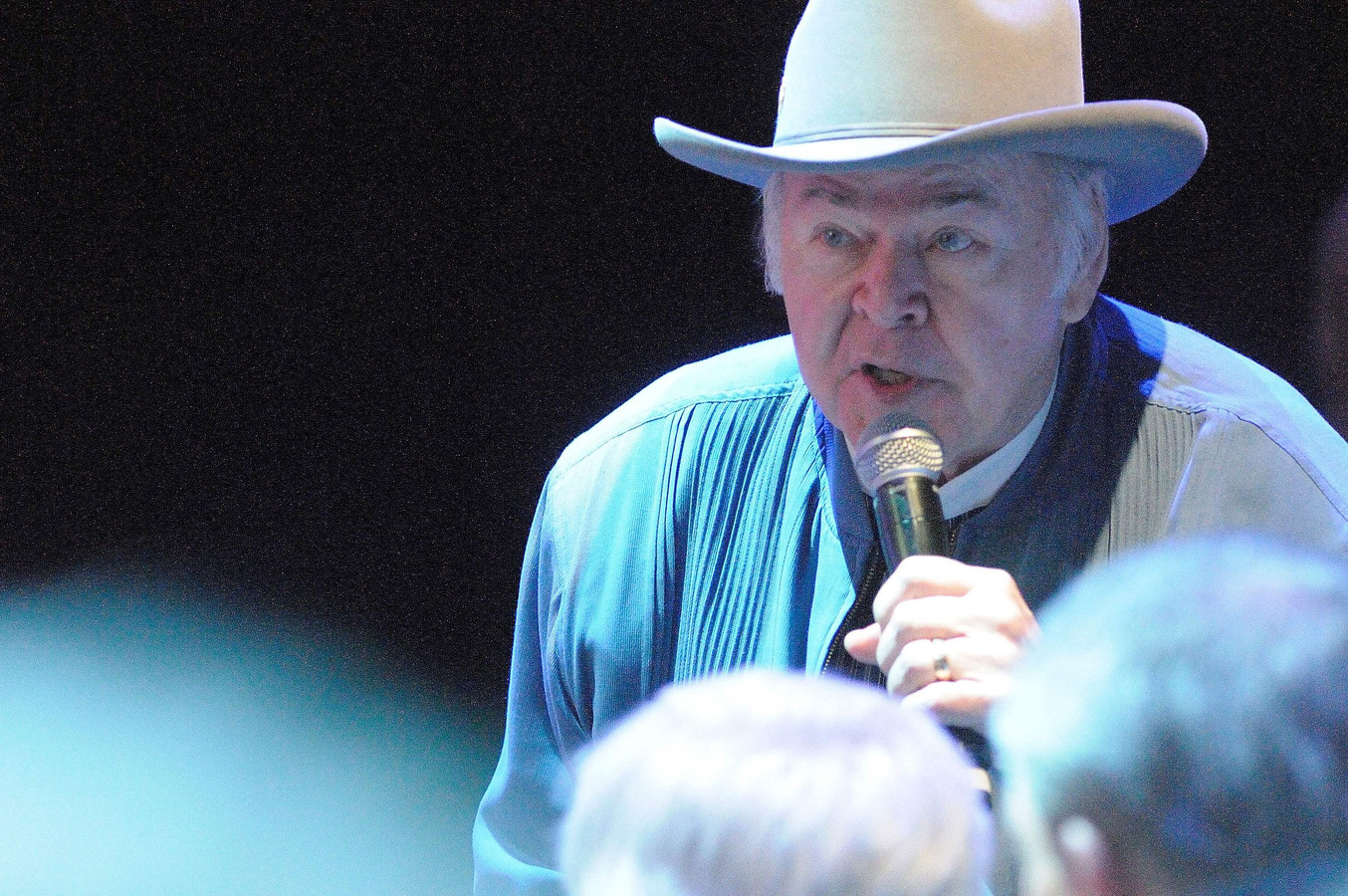 Countryzanger roy clark 85 overleden foto ad nl