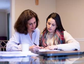 Een kotstudent kost minstens 15.346 euro per jaar: kan je lenen om de studies van je kinderen te betalen? 