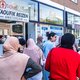 Rijen voor reisbureaus die tickets naar Marokko aanbieden: ‘Ik wil niet het risico lopen dat ik wéér niet geweest ben’