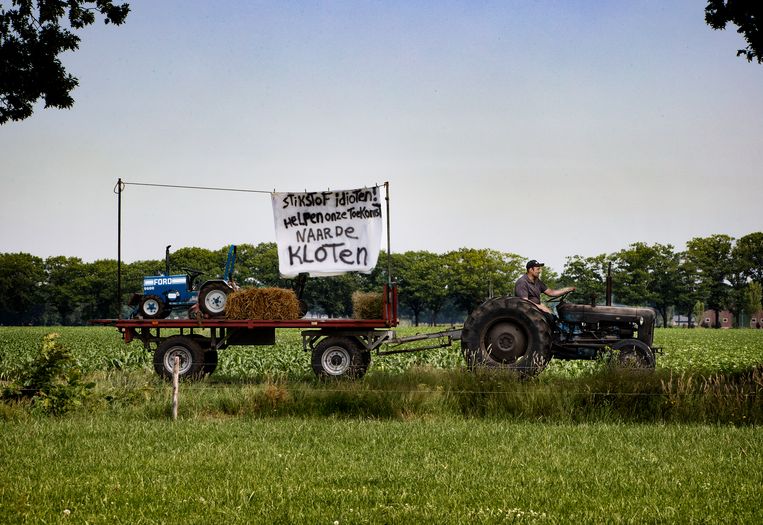 Protest tijdens het bezoek van CDA-Kamerlid Derk Boswijk in Deurne, vrijdag 17 juni.  Beeld Rene Manders/DCI Media