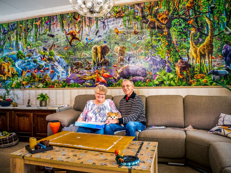 Aad was zeven maanden bezig met puzzel van ruim 33.000 stukjes. 'Als ie kan puzzelen, is hij in zijn nopjes'