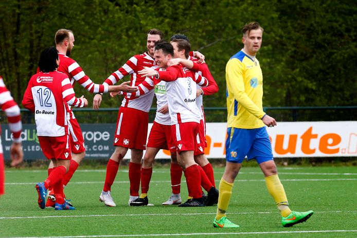 Na een moeizaam seizoen in de eerste klasse valt er weer wat te lachen bij FC De Bilt.