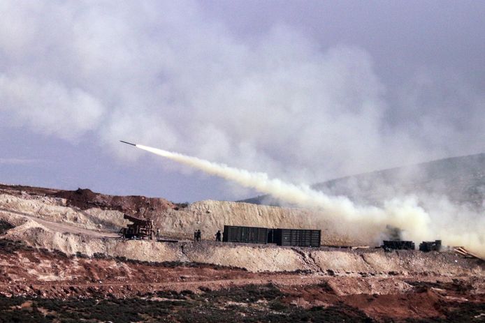 Turks artillerievuur op Koerdische posities nabij Afrin eerder deze maand.