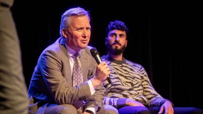 Tegengeluid over azc in Budel trekt volle zaal; Inwonerscollectief presenteert verbindingsplan