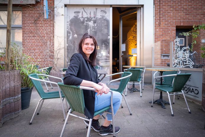 Sofie Segers opent in mei restaurant La Focena naast café De Bruinvis in Hombeek, maar werkt nu al met takeaway en serveert ook bij de buren.