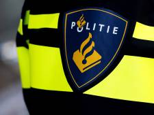 Jongen (16) en vrouw (51) aangehouden voor steekincident in Groningen, 17-jarig slachtoffer gewond