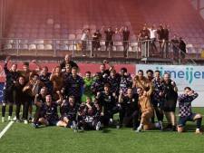 Go Ahead Eagles onder 21 viert titel en promoveert naar hoogste divisie