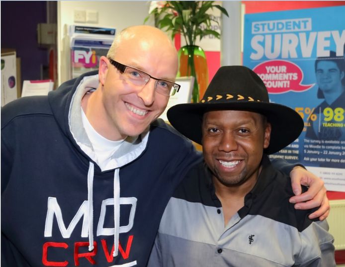 Nathan met Musical Youth toetsenist Michael Grant.