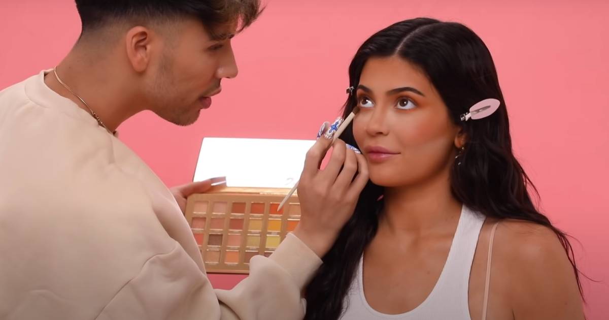 Kylie Jenner Is Standard 3 5 Hours In The Make Up Worth Every Second Show Netherlands News Live