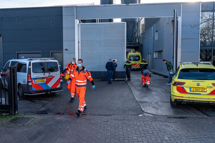 De ambulance en traumahelikopter kwamen ter plaatse.
