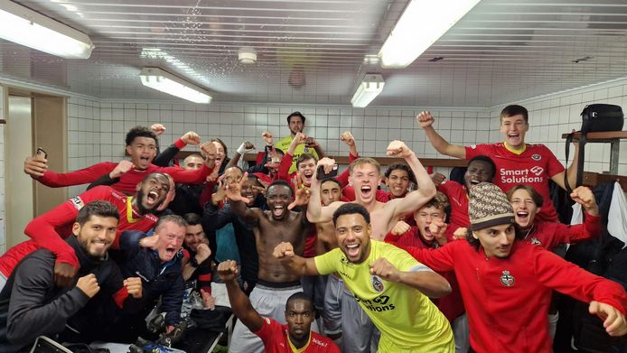 Helaas voor Mandel United konden er dit seizoen niet zo veel vreugdebeelden gemaakt worden.