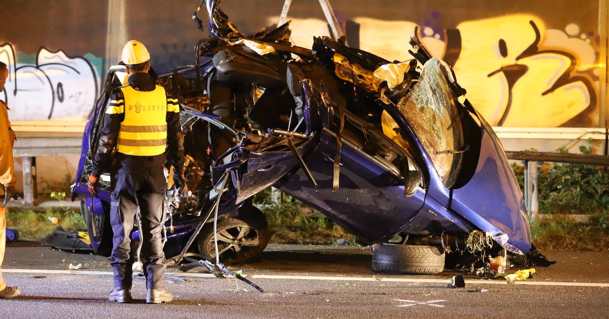 Busra Verliest Aanstaande Man Broertjes En Neef Bij Crash A12 Wat Moet Ik Zonder Jullie Fatale Crash A12 Ad Nl