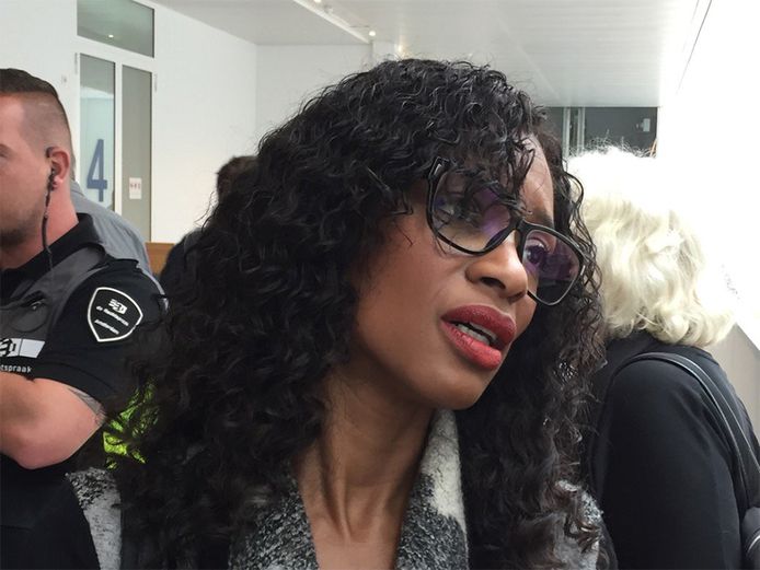 Sylvana Simons in de rechtbank van Amsterdam.