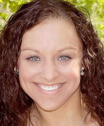 Fotografe schiet kinderen en liefdesrivale dood om ex te kwetsen