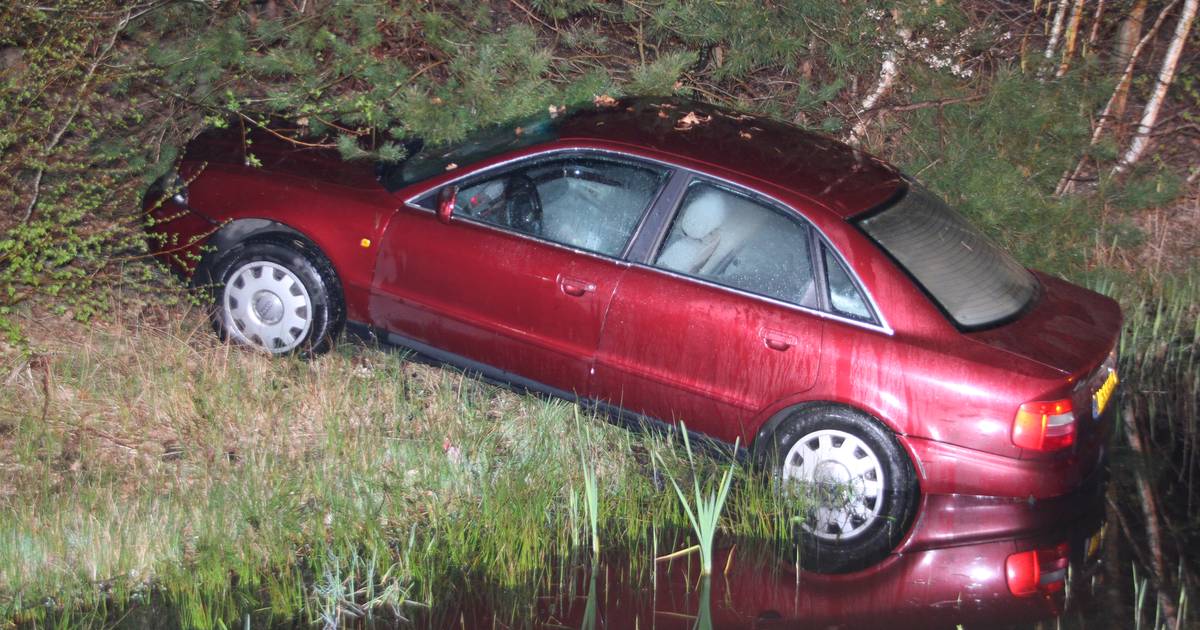 Automobilist op de vlucht voor politie na ongeval bij Holten.